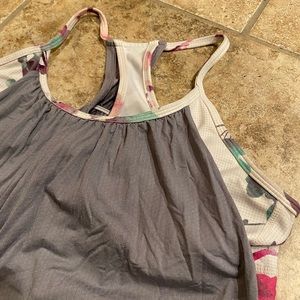 Lululemon size 6 womens gray floral tank top workout